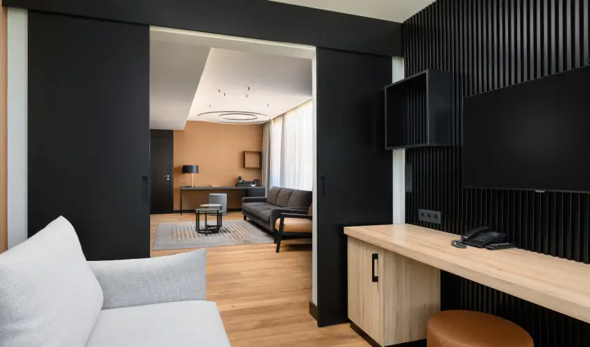 Art Hotel Szeged Szeged - M�rcius 15. (min. 2 �j)