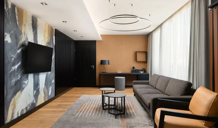 Art Hotel Szeged Szeged - M�rcius 15. (min. 2 �j)