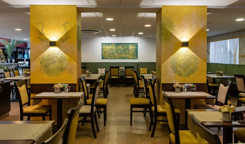 Art Hotel Zalakaros - M�rcius 15. 