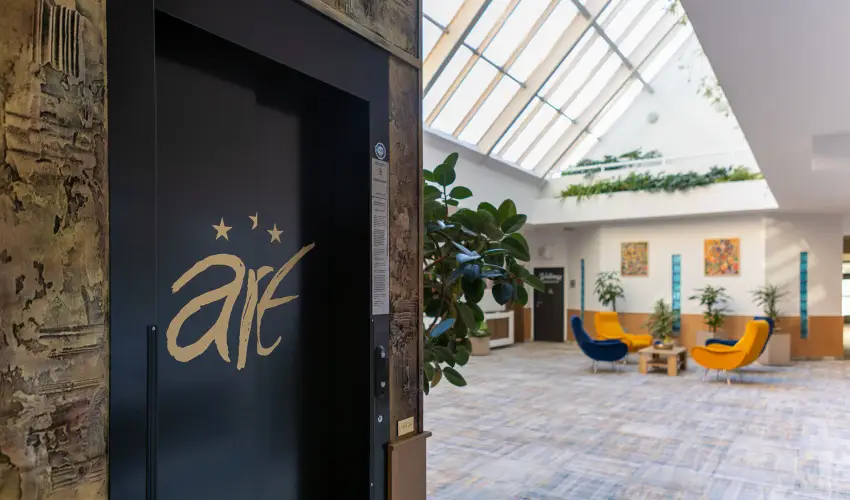 Art Hotel Zalakaros - M�rcius 15. 