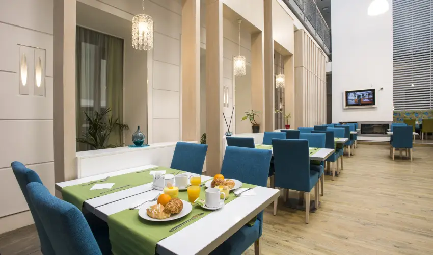 Atrium Hotel by Mellow Mood Hotels Budapest - M�rcius 15. 