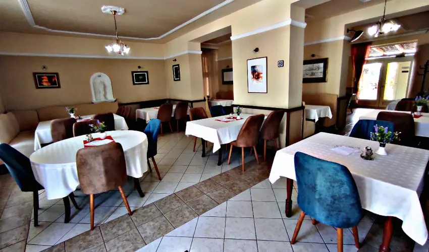 �trium Hotel Hark�ny - M�rcius 15.