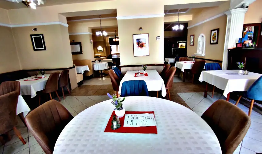 �trium Hotel Hark�ny - M�rcius 15.