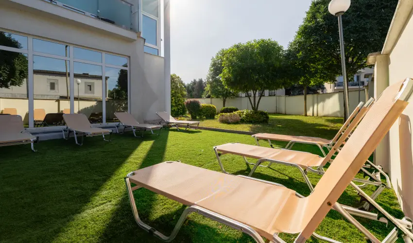 Aurora Hotel Miskolctapolca - M�rcius 15. 