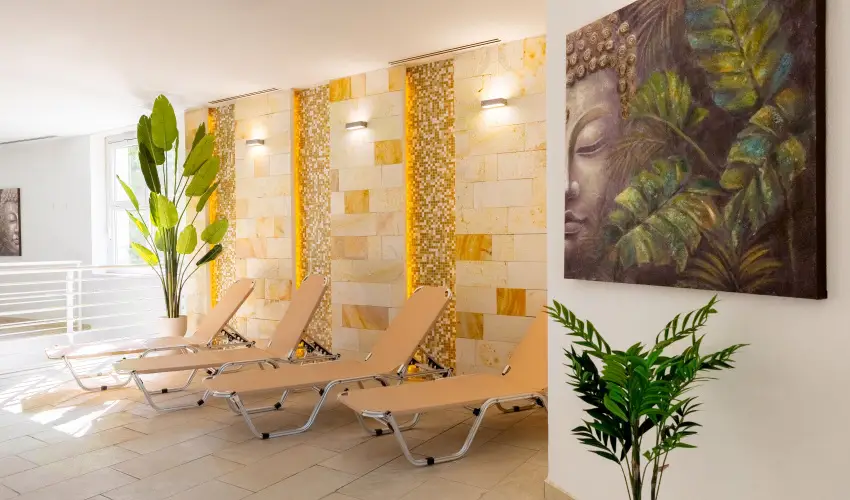 Aurora Hotel Miskolctapolca - M�rcius 15. 