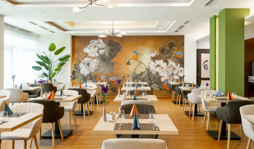 Aurora Hotel Miskolctapolca - M�rcius 15. 