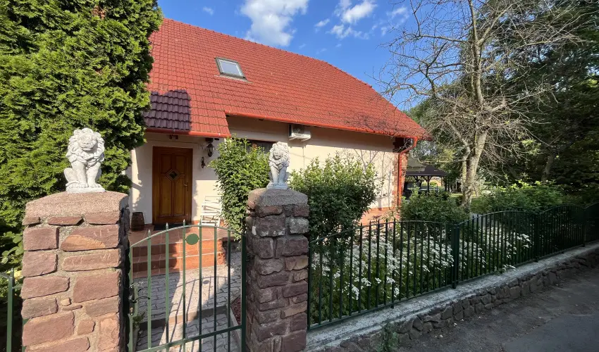 Aventurin House R�vf�l�p - M�rcius 15. (min. 2 �j)