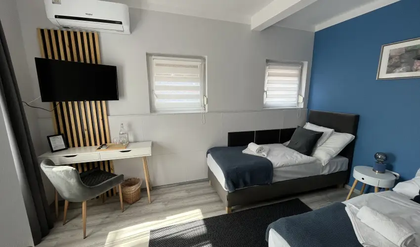 Aventurin House R�vf�l�p - M�rcius 15. (min. 2 �j)
