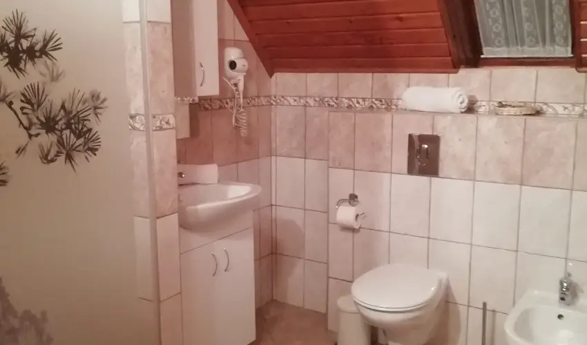 Balla Apartmanh�z Si�fok - M�rcius 15. (min. 2 �j)