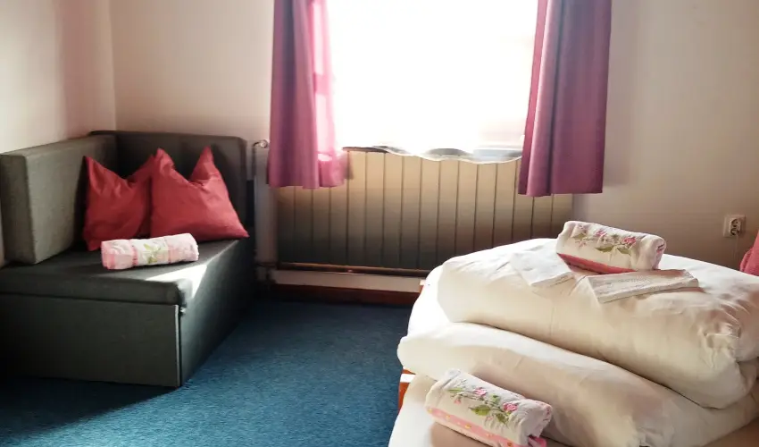 Balla Apartmanh�z Si�fok - M�rcius 15. (min. 2 �j)