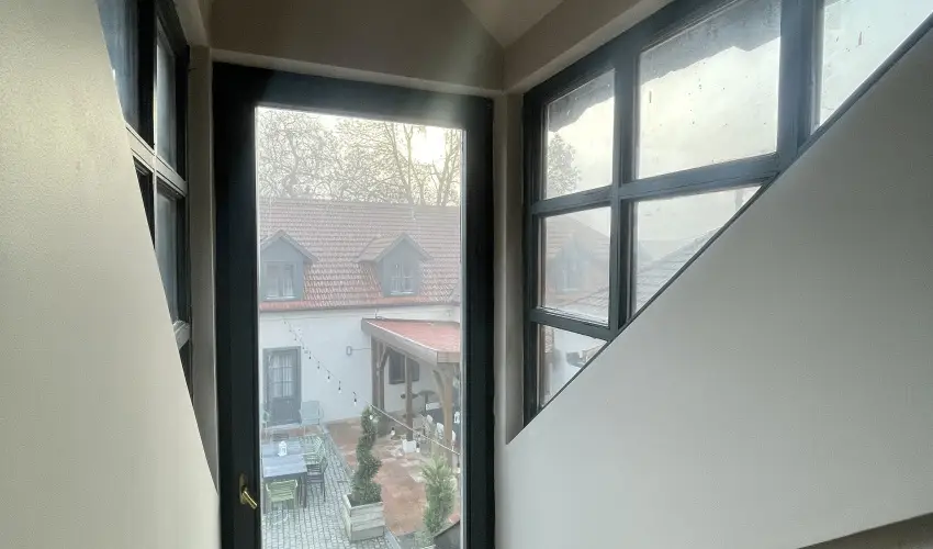 Barka Gal�ria Hotel �s �tterem T�llya - M�rcius 15.