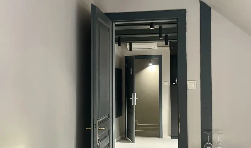 Barka Gal�ria Hotel �s �tterem T�llya - M�rcius 15.