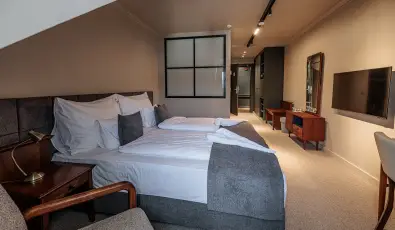 Barka Gal�ria Hotel �s �tterem T�llya