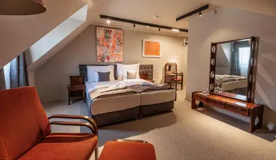 Barka Gal�ria Hotel �s �tterem T�llya