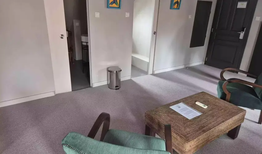 Barka Gal�ria Hotel �s �tterem T�llya - M�rcius 15.