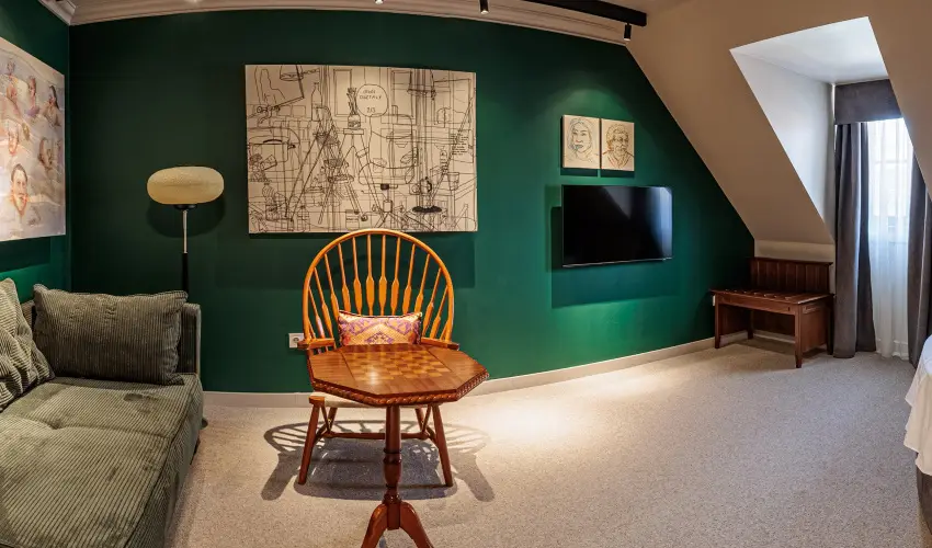 Barka Gal�ria Hotel �s �tterem T�llya - M�rcius 15.