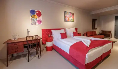 Barka Gal�ria Hotel �s �tterem T�llya