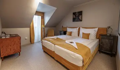 Barka Gal�ria Hotel �s �tterem T�llya