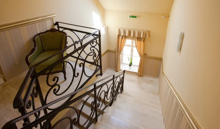 Barokk Hotel Promen�d Gy�r - M�rcius 15. 