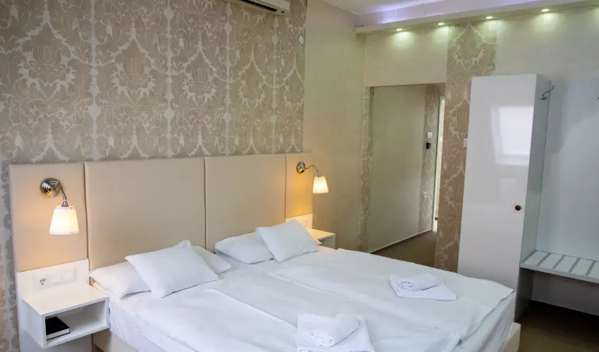 B�stya Konferencia �s Wellness Hotel Miskolctapolca - M�rcius 15.  (min. 3 �j)