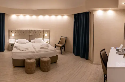 B�stya Konferencia �s Wellness Hotel - M�rcius 15.  (min. 3 �j)