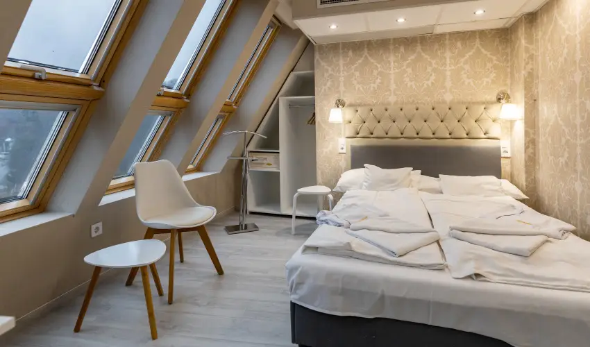 B�stya Konferencia �s Wellness Hotel Miskolctapolca - M�rcius 15.  (min. 3 �j)