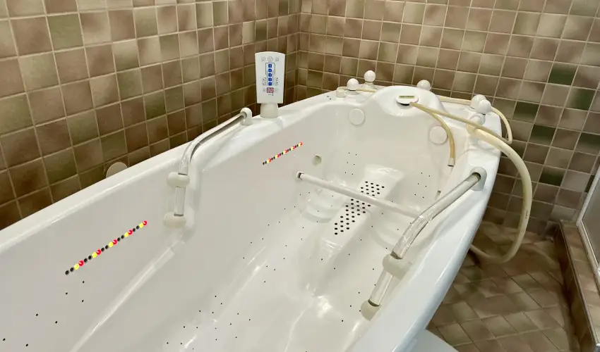 B�stya Konferencia �s Wellness Hotel Miskolctapolca - M�rcius 15.  (min. 3 �j)