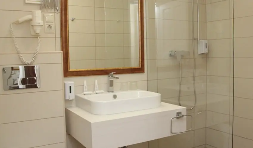 Batthy�ny Kast�lysz�ll� Zalacs�ny - M�rcius 15.