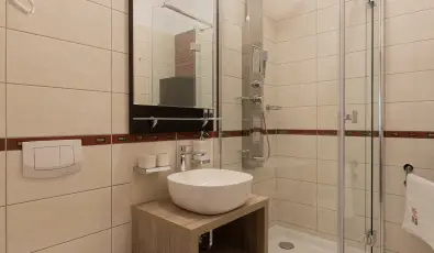 Bazilika alatti Panzi� Esztergom