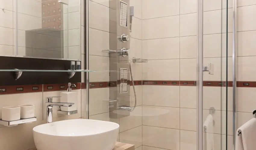 Bazilika alatti Panzi� Esztergom - M�rcius 15. 