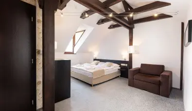 Bazilika alatti Panzi� Esztergom