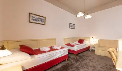Bazilika alatti Panzi� Esztergom