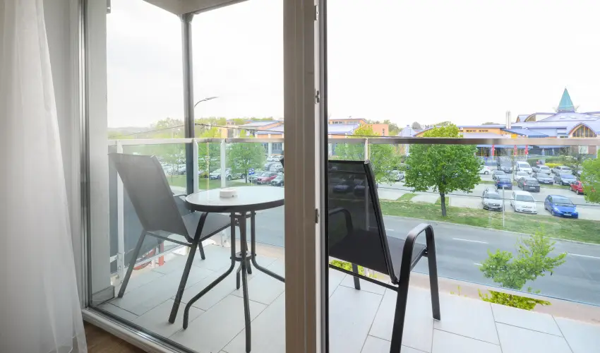 Berill Suites S�rv�r - M�rcius 15. - teljes el�refizet�ssel