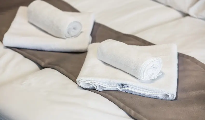 Berill Suites S�rv�r - M�rcius 15. - teljes el�refizet�ssel