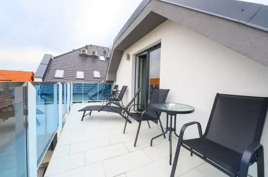 Berill Suites - M�rcius 15. 