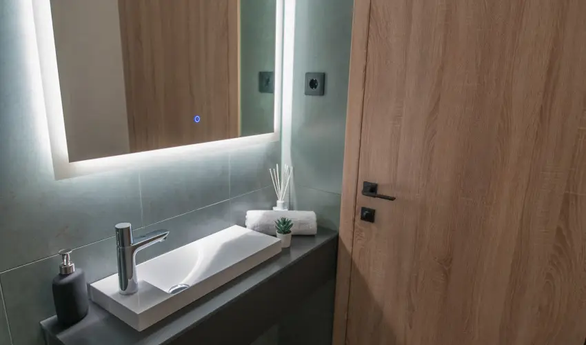 BJ81 Suite Hotel Si�fok - M�rcius 15. (min. 3 �j)