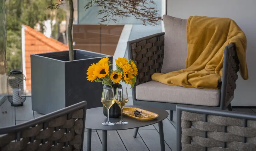 BJ81 Suite Hotel Si�fok - M�rcius 15. (min. 3 �j)