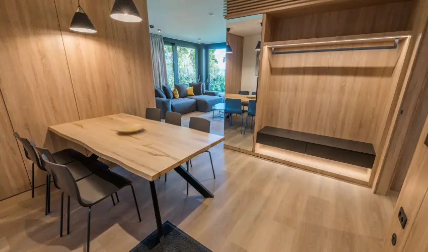 BJ81 Suite Hotel Si�fok - M�rcius 15. (min. 3 �j)