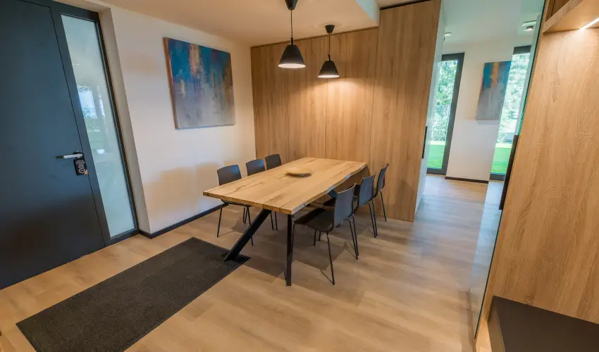 BJ81 Suite Hotel Si�fok - M�rcius 15. (min. 3 �j)