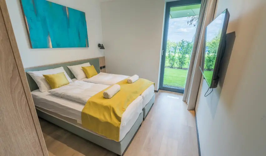 BJ81 Suite Hotel Si�fok - M�rcius 15. (min. 3 �j)