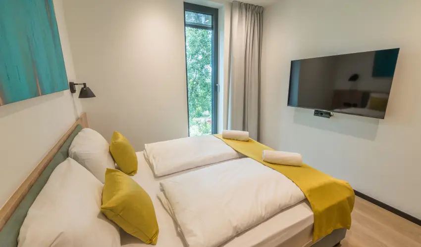 BJ81 Suite Hotel Si�fok - M�rcius 15. (min. 3 �j)