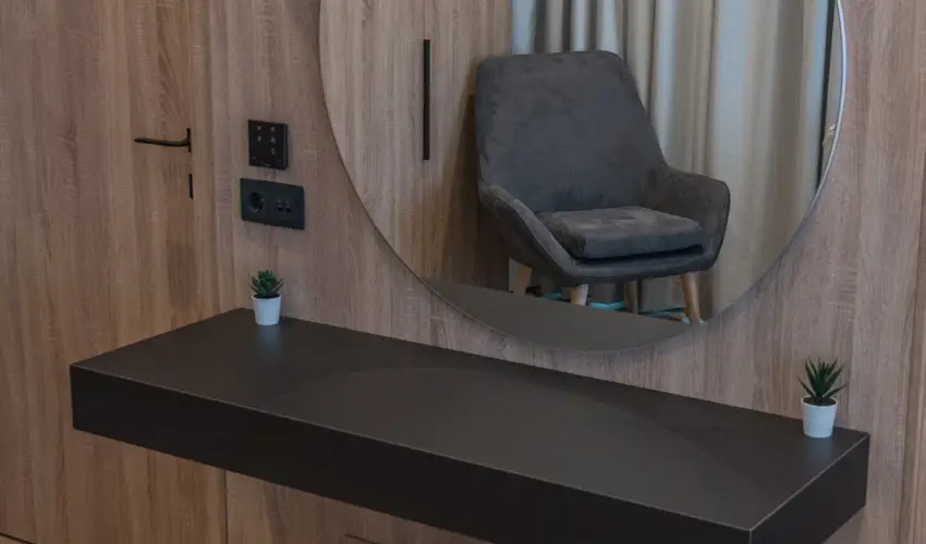 BJ81 Suite Hotel Si�fok - M�rcius 15. (min. 3 �j)