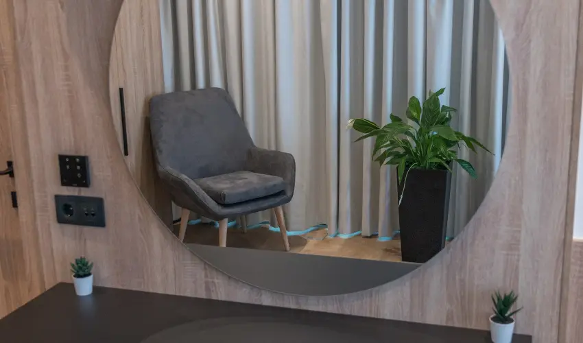 BJ81 Suite Hotel Si�fok - M�rcius 15. (min. 3 �j)