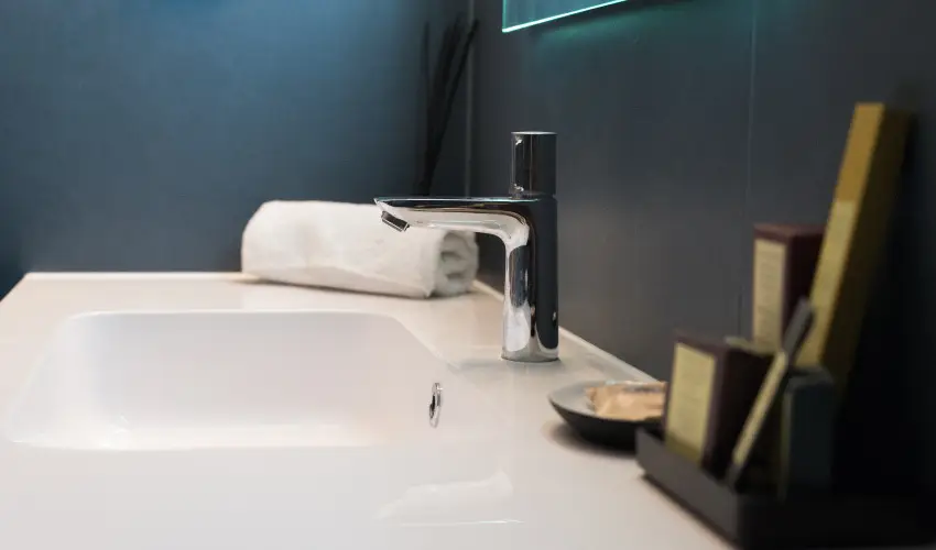 BJ81 Suite Hotel Si�fok - M�rcius 15. (min. 3 �j)