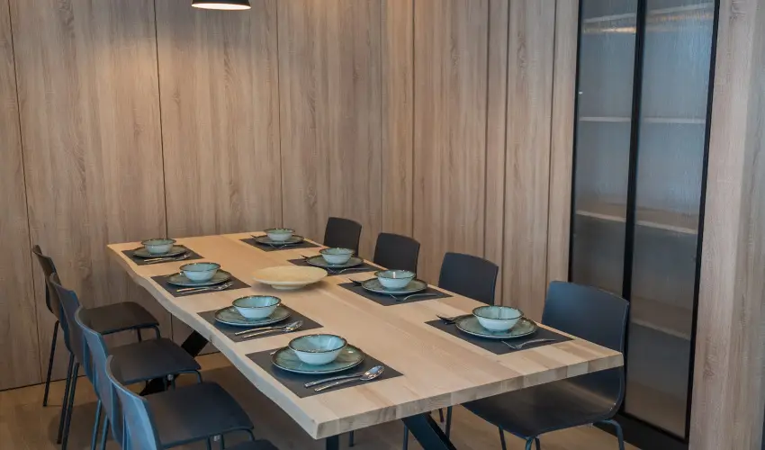 BJ81 Suite Hotel Si�fok - M�rcius 15. (min. 3 �j)