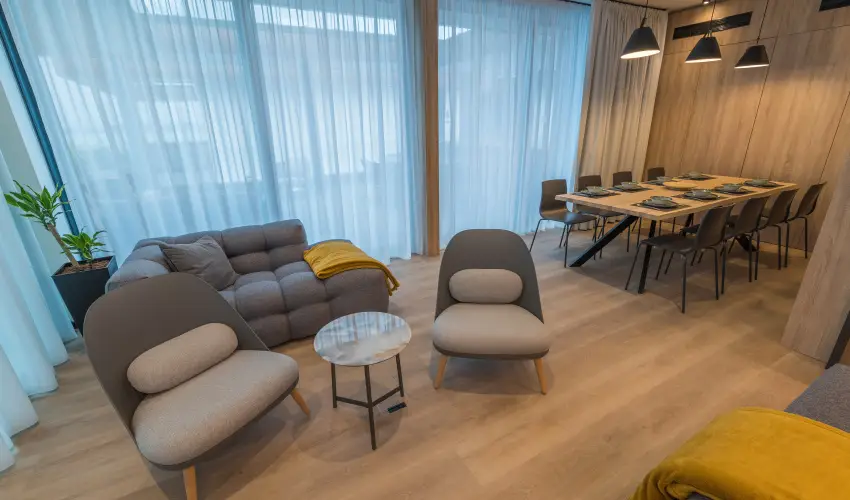 BJ81 Suite Hotel Si�fok - M�rcius 15. (min. 3 �j)