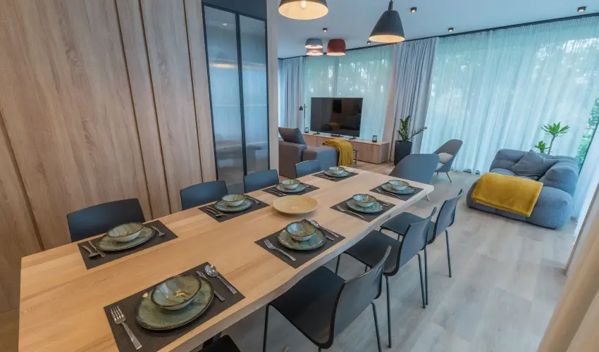 BJ81 Suite Hotel Si�fok - M�rcius 15. (min. 3 �j)