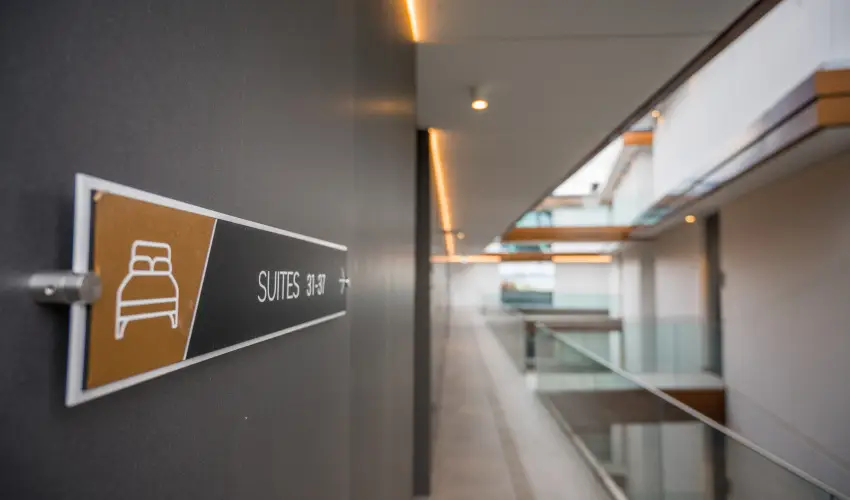 BJ81 Suite Hotel Si�fok - M�rcius 15. (min. 3 �j)