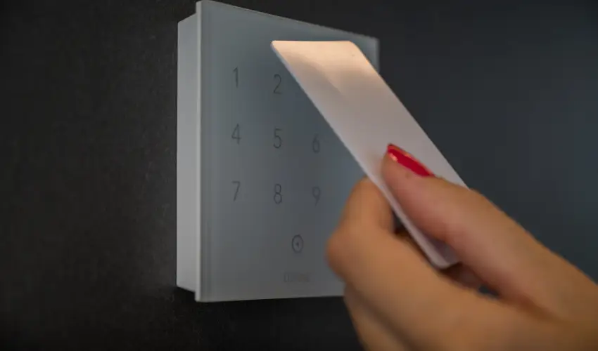 BJ81 Suite Hotel Si�fok - M�rcius 15. (min. 3 �j)