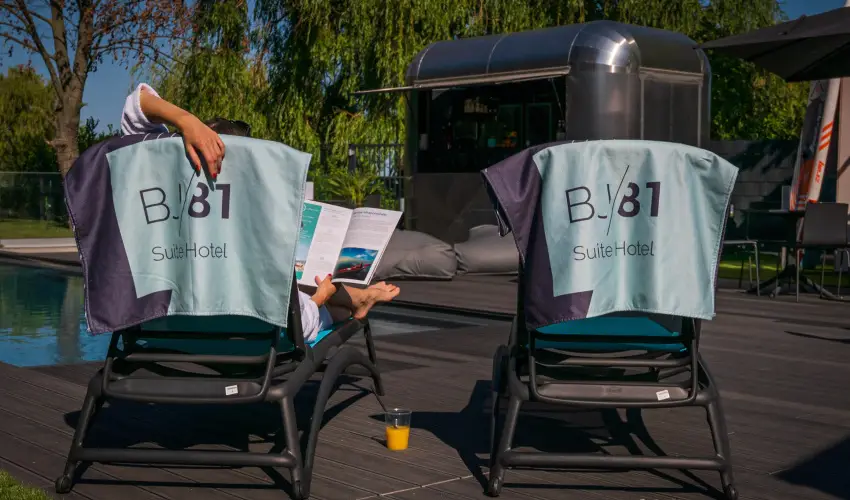 BJ81 Suite Hotel Si�fok - M�rcius 15. (min. 3 �j)